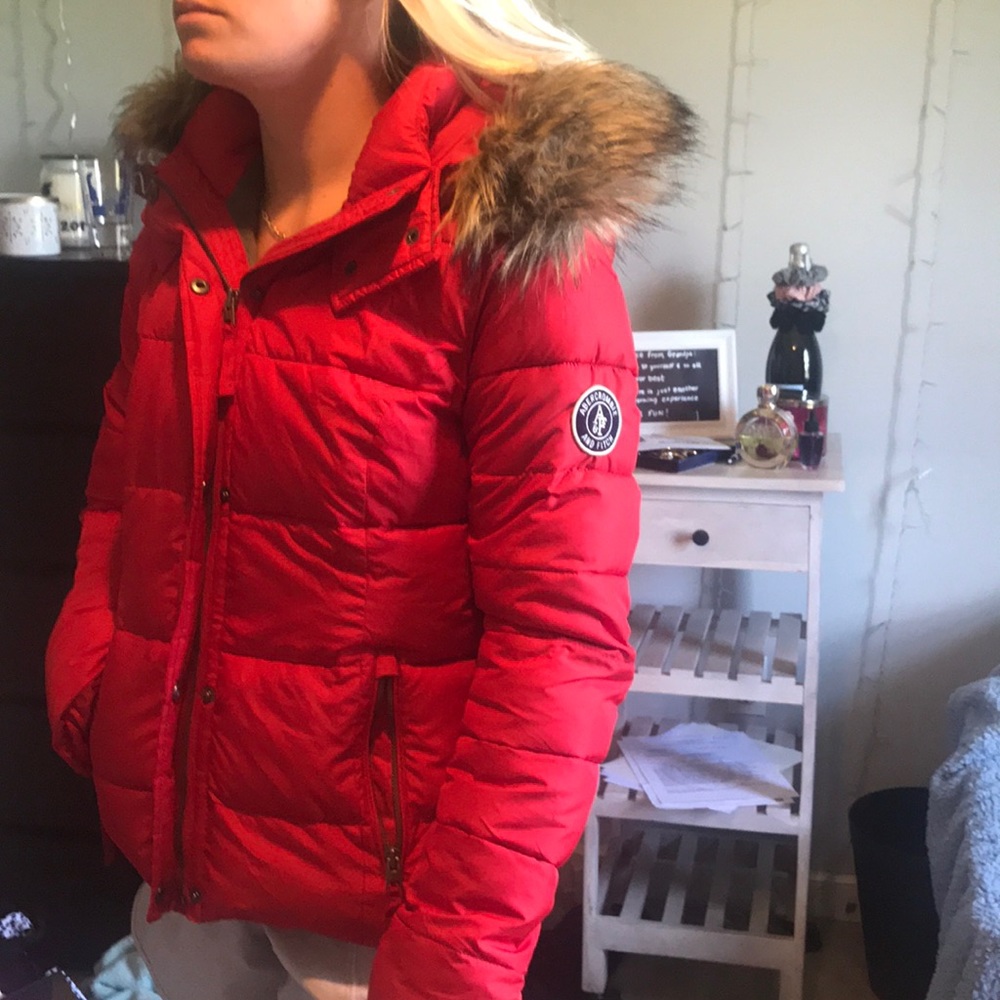 Super warm and cozy Abercrombie puffer jacket